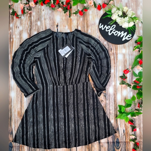 🎯TARGET DRESS🎯 - Picture 2 of 3